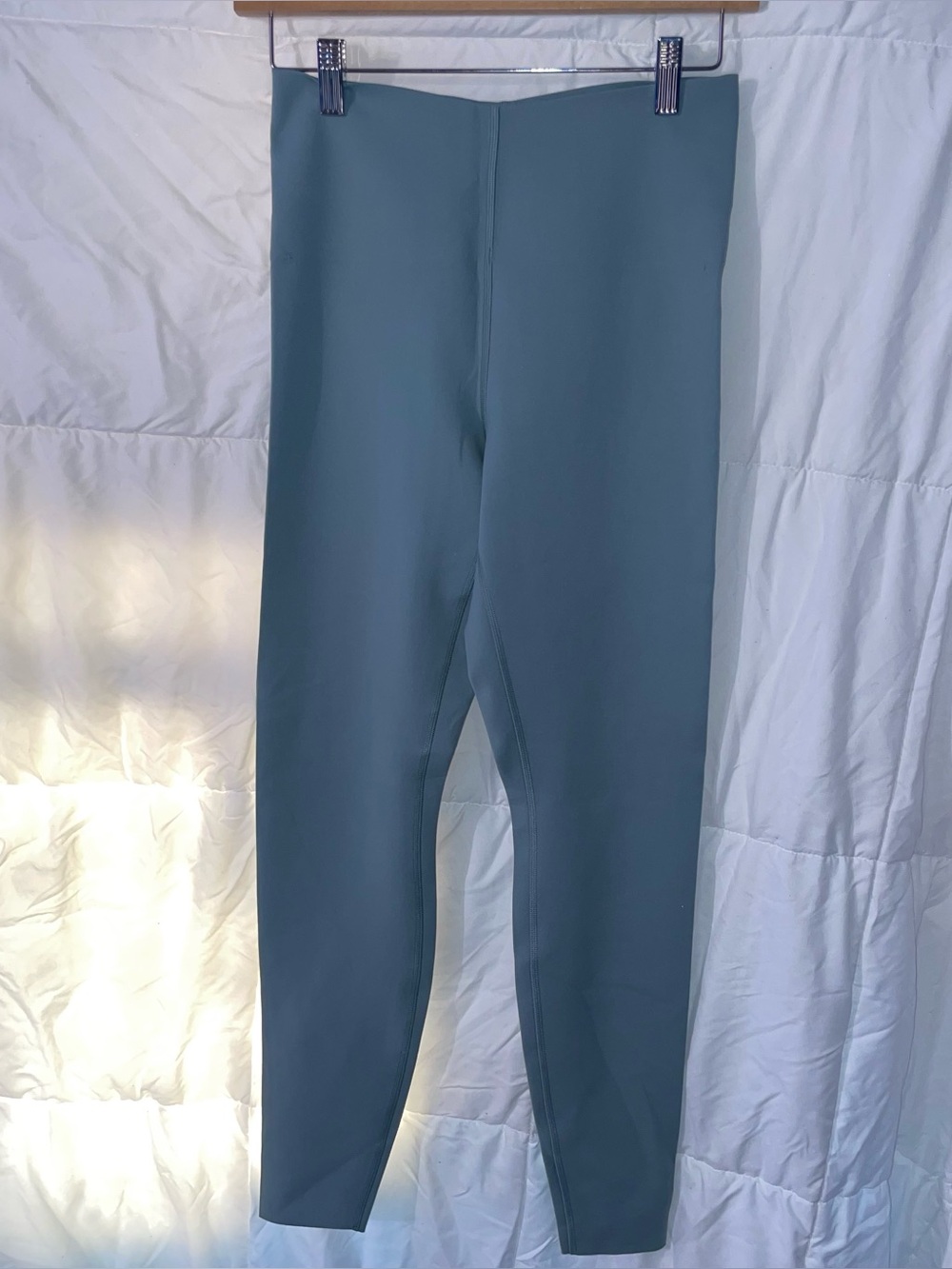 LuLuLemon Glow Up HR Tight 28” Size 8